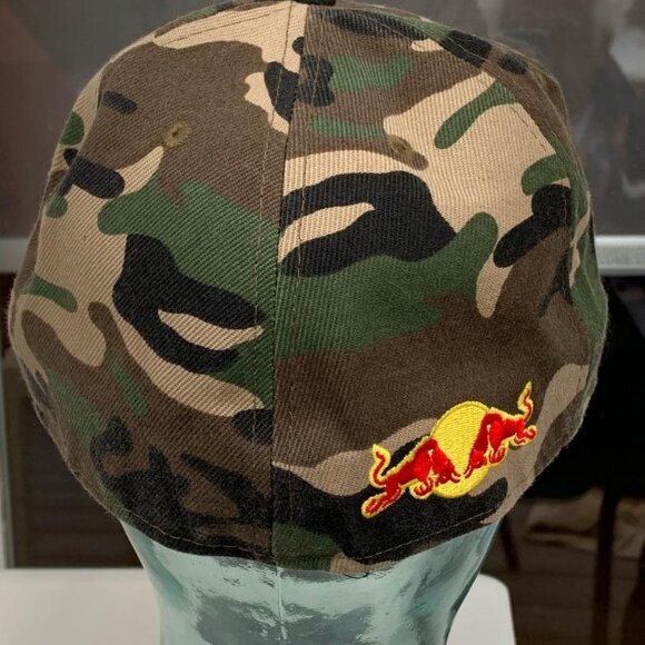 Red Bull Flat Brim Green FITTED (7 3/8) Camo Cap w/ Offset Logo on Crown. - Picture 8 of 9